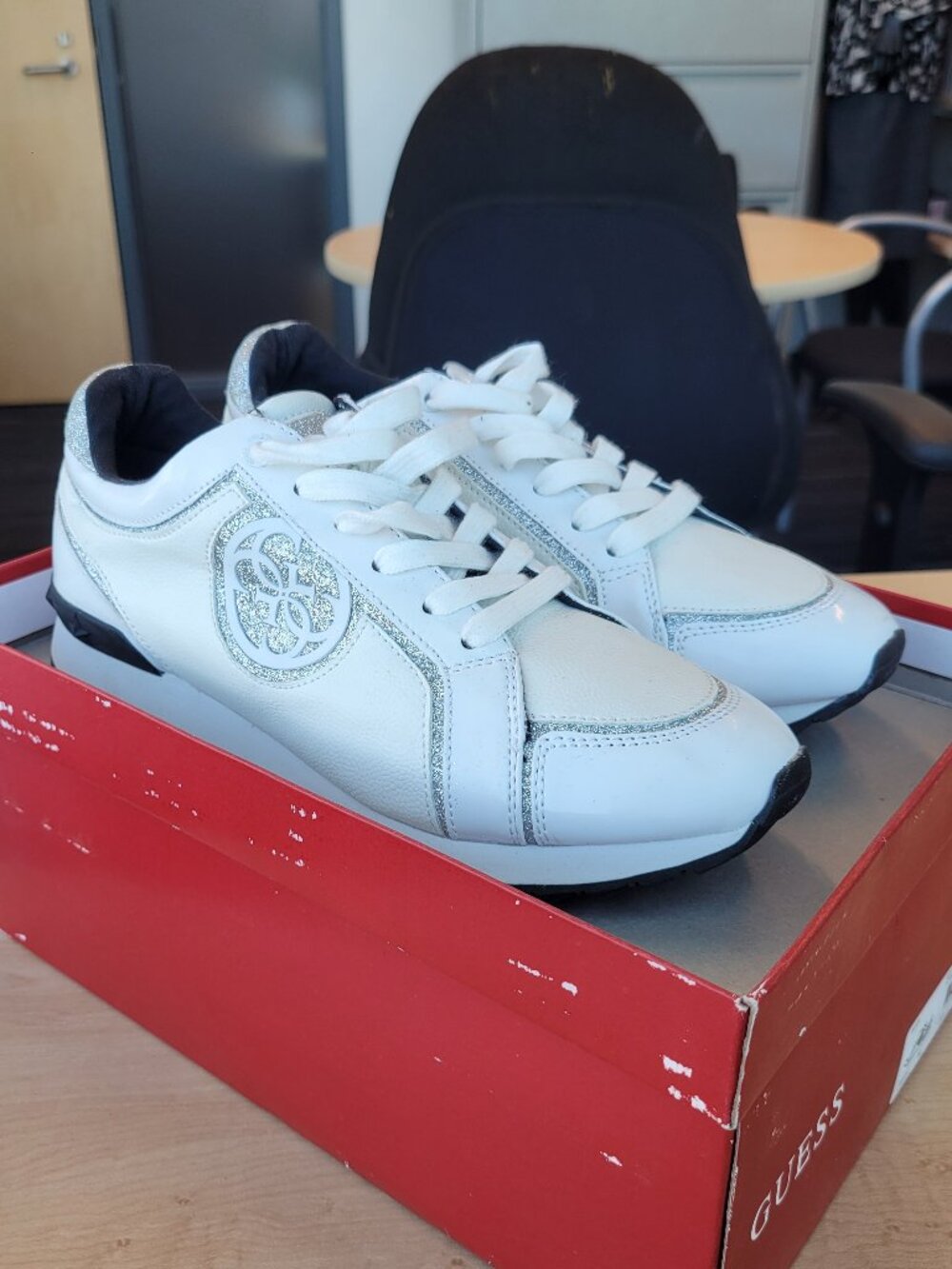 Guess Cheri Model Sneakers